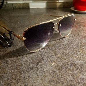 NEW! Quay Oversized High Key Sunglasses